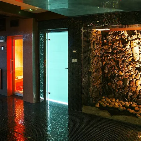 Foglie D' Acqua 4*
