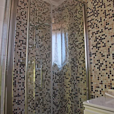 Foglie D' Acqua 4*